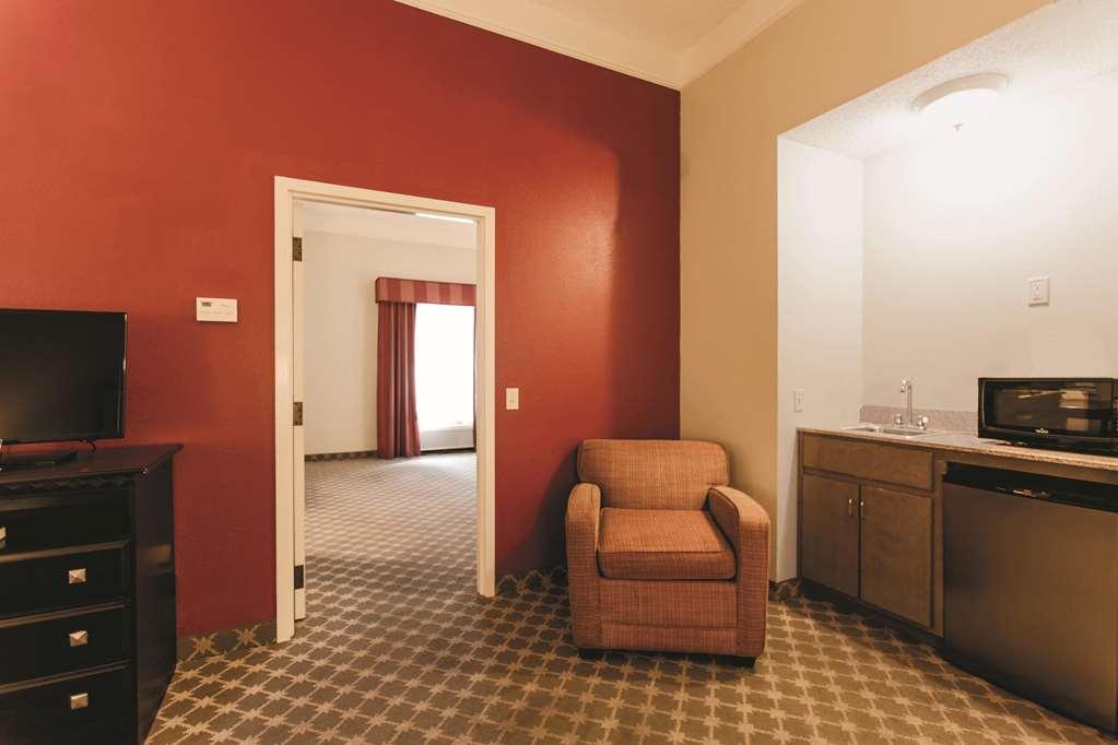 La Quinta By Wyndham Pcb Coastal Palms Hotel Upper Grand Lagoon Room photo