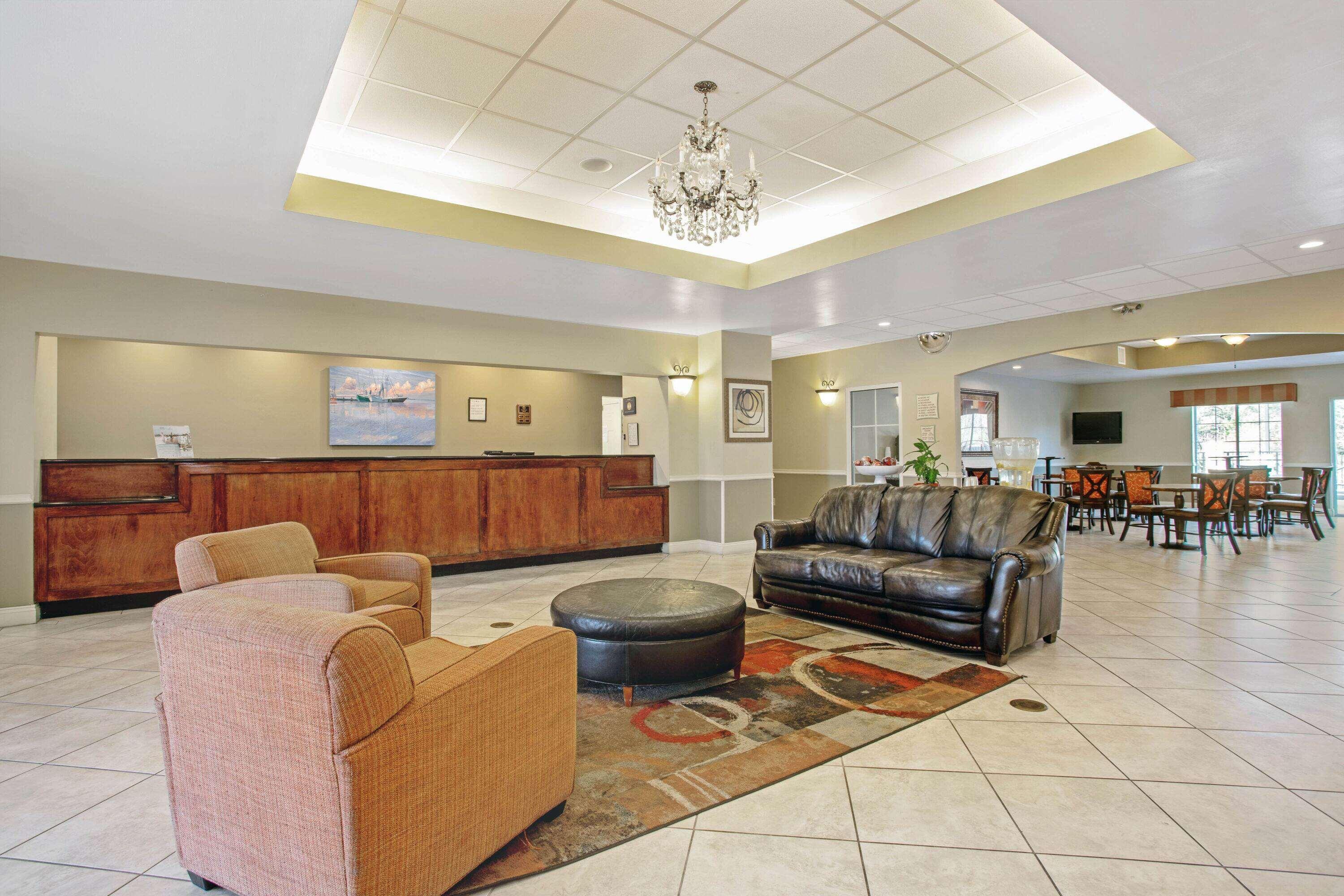 La Quinta By Wyndham Pcb Coastal Palms Hotel Upper Grand Lagoon Exterior photo