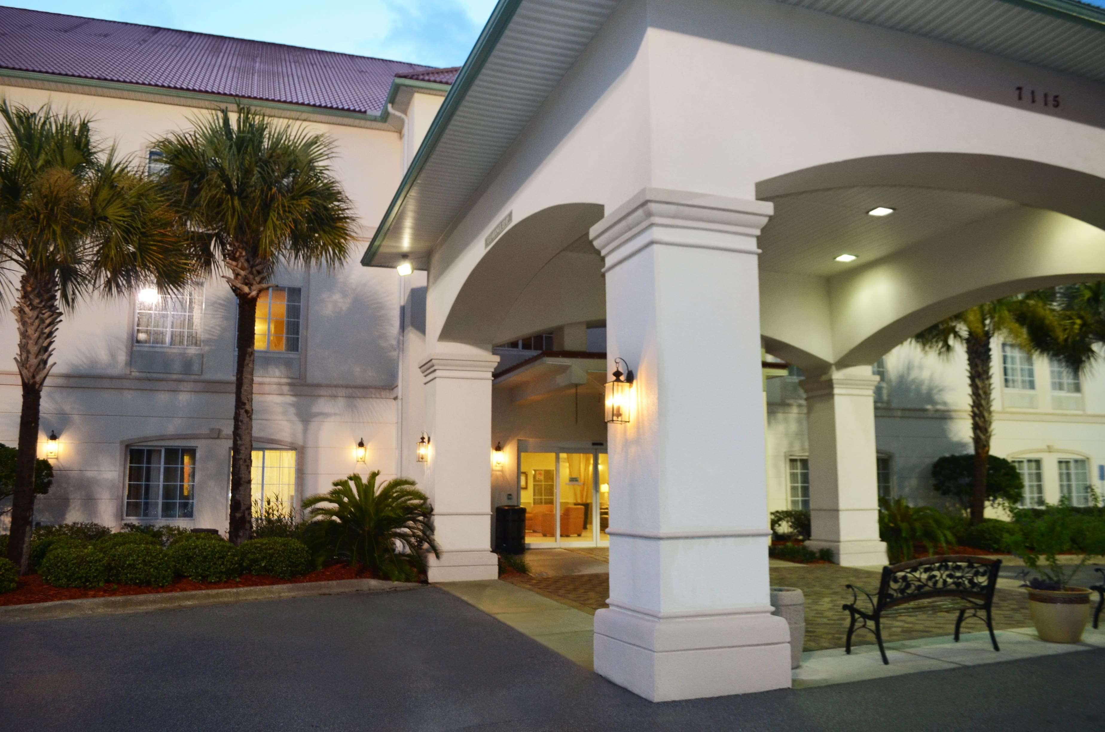 La Quinta By Wyndham Pcb Coastal Palms Hotel Upper Grand Lagoon Exterior photo